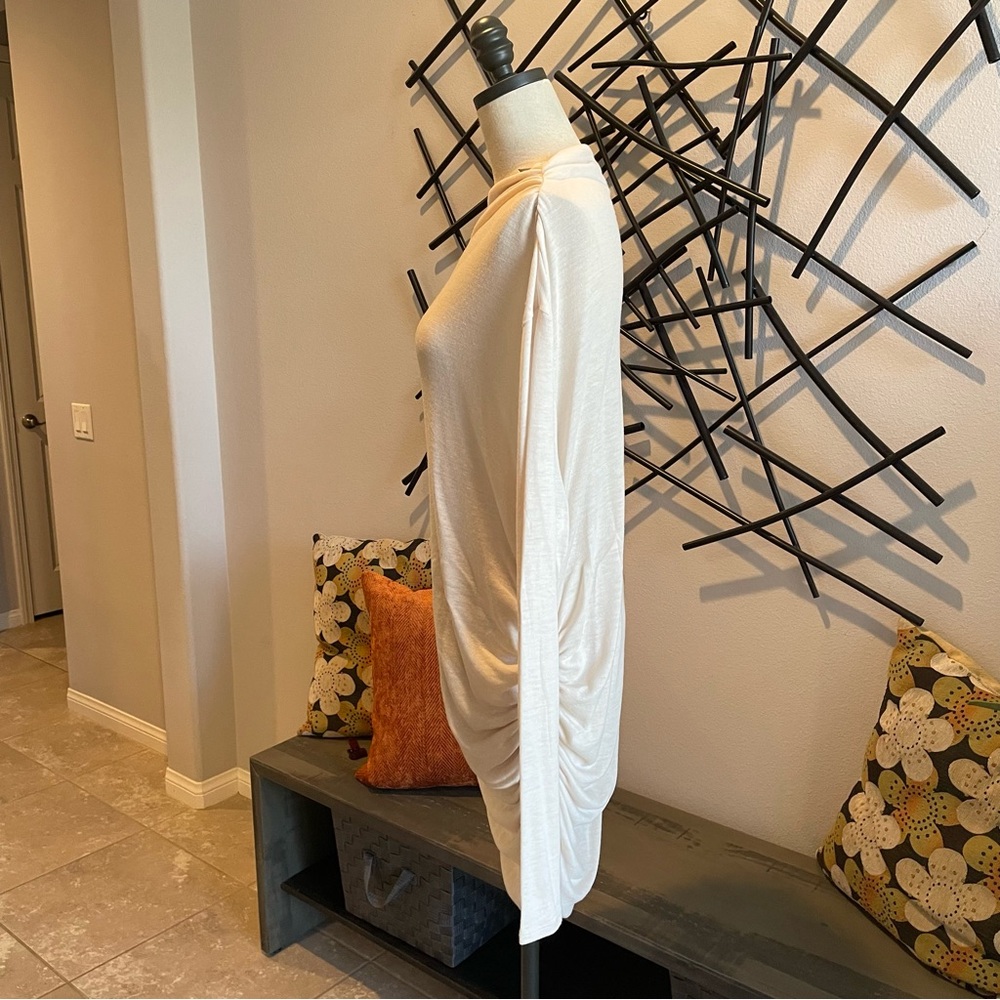 Off-White, Long-Sleeve Tunic - Picture 3 of 10